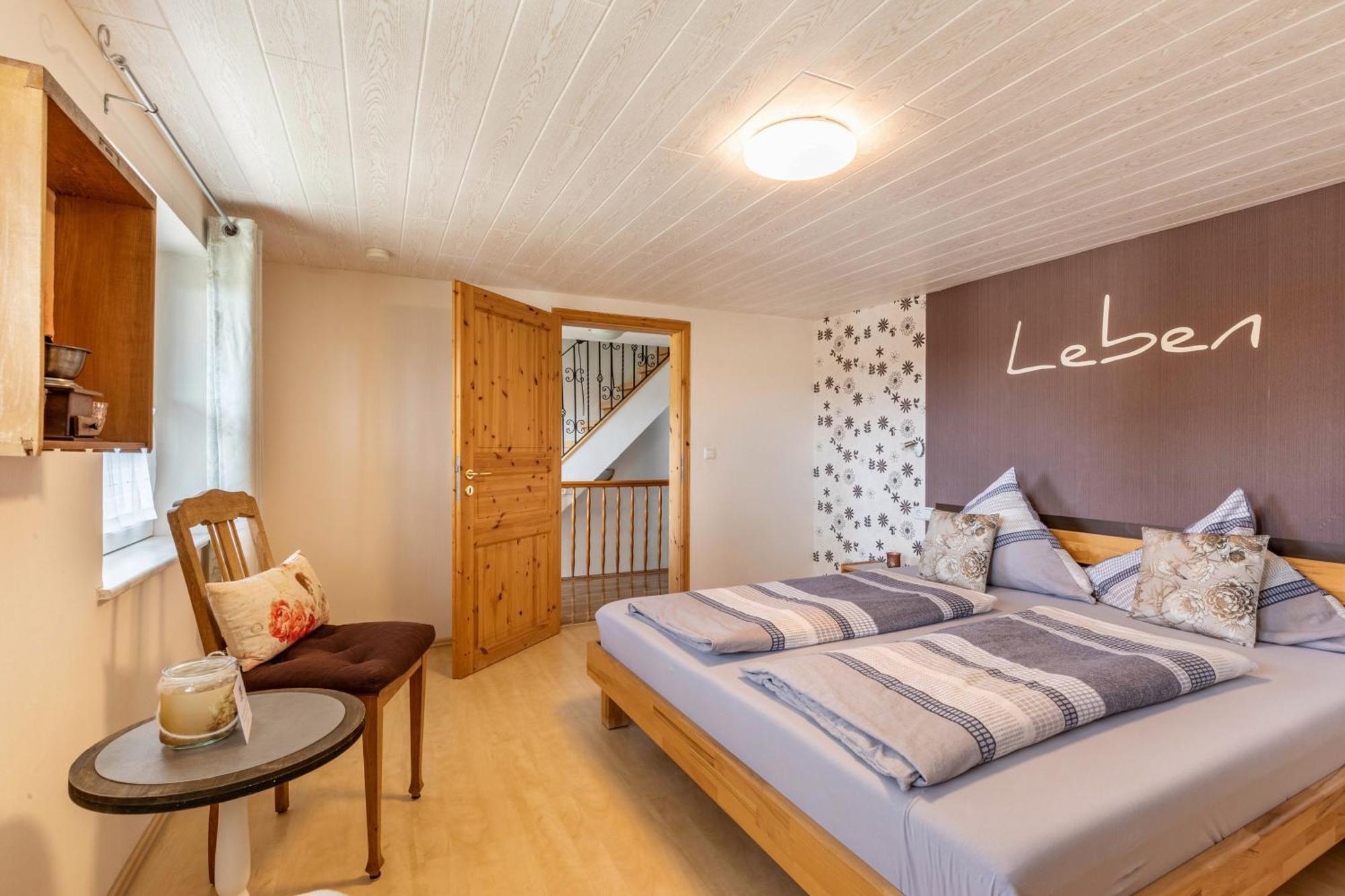 Ferienhaus Em Biehl Frankenhofen Exteriör bild