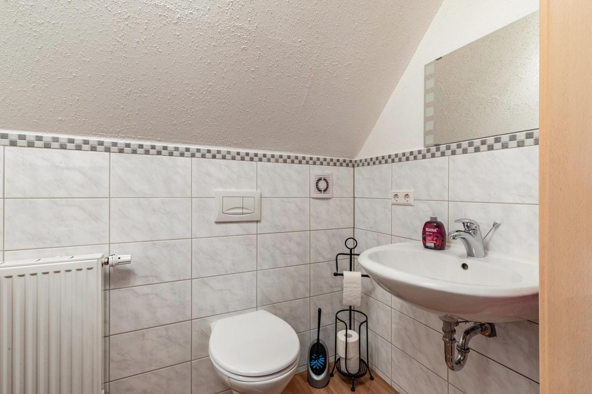 Ferienhaus Em Biehl Frankenhofen Exteriör bild